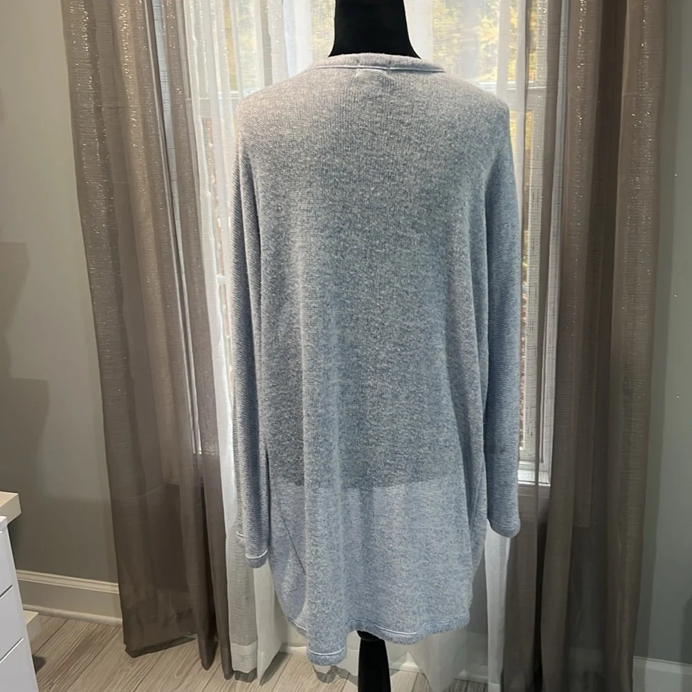 Old navy cardigan